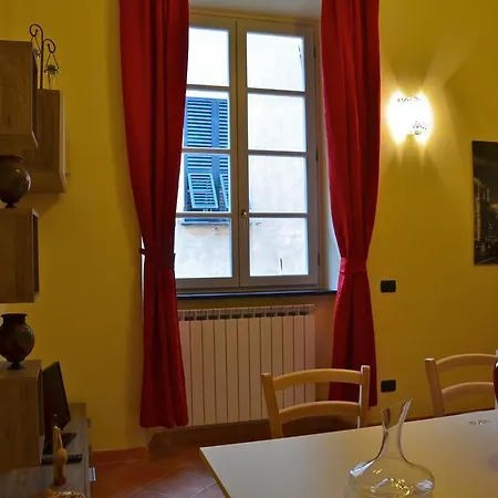 公寓 Antico Palazzo Carruggio Dallorso